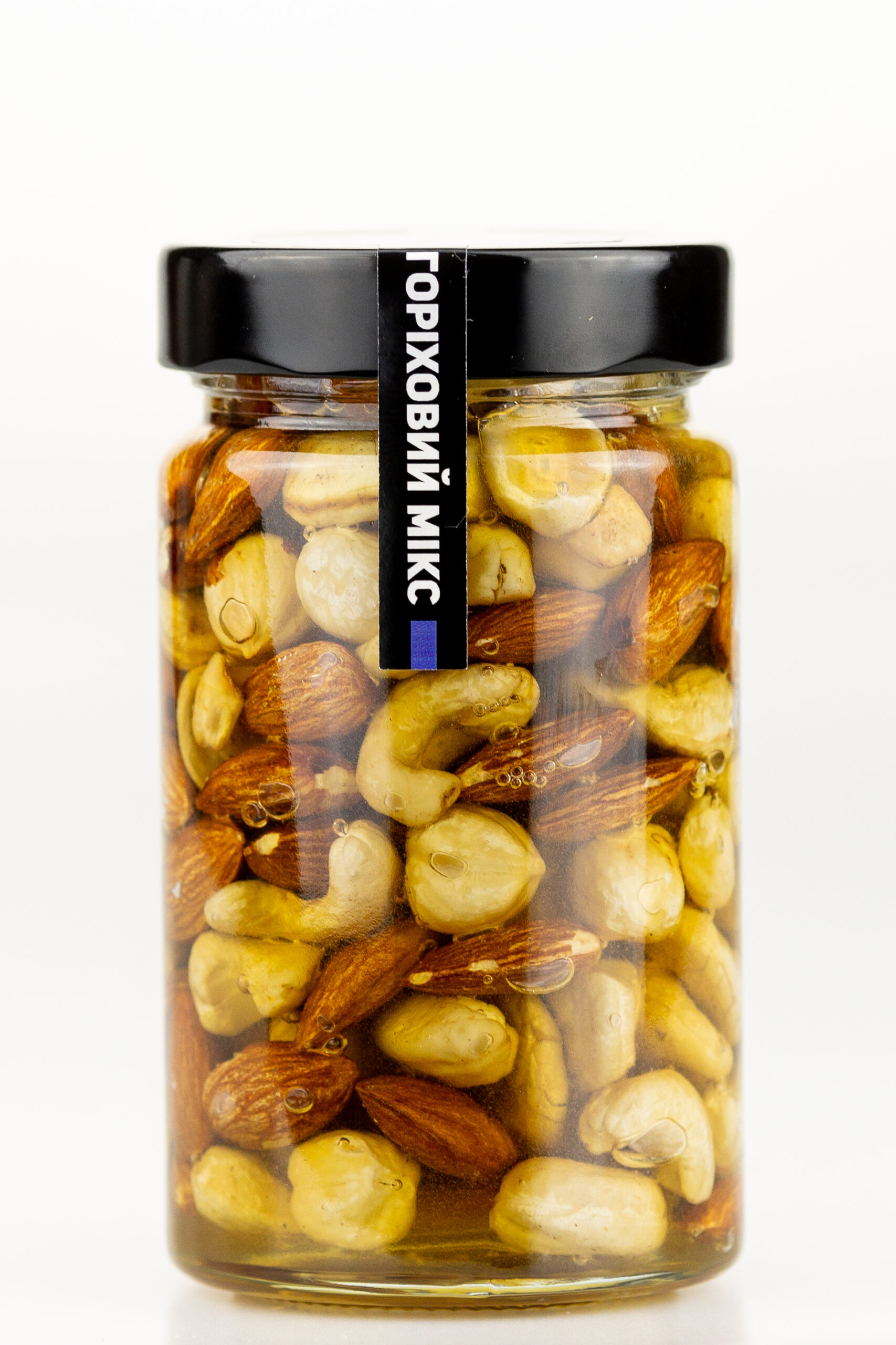 Мікс горіхів 300 мл.